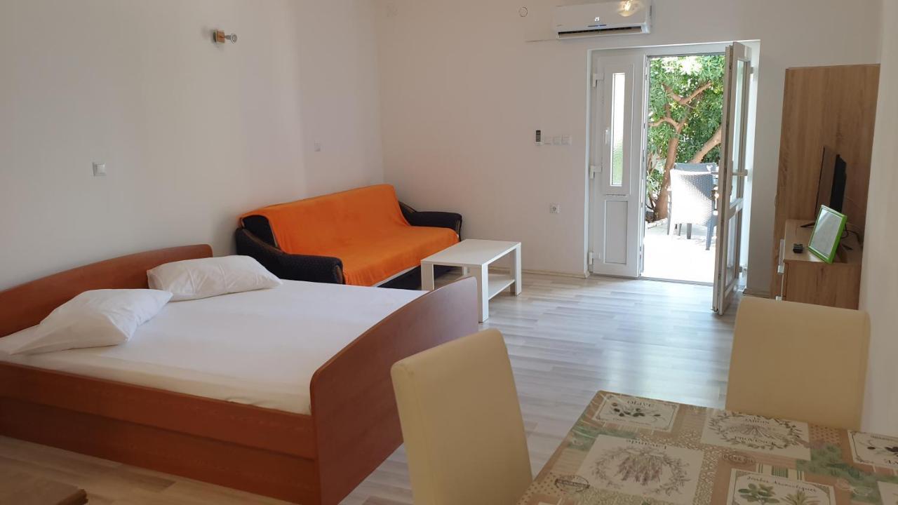 Apartments Milka Pag 파그 객실 사진